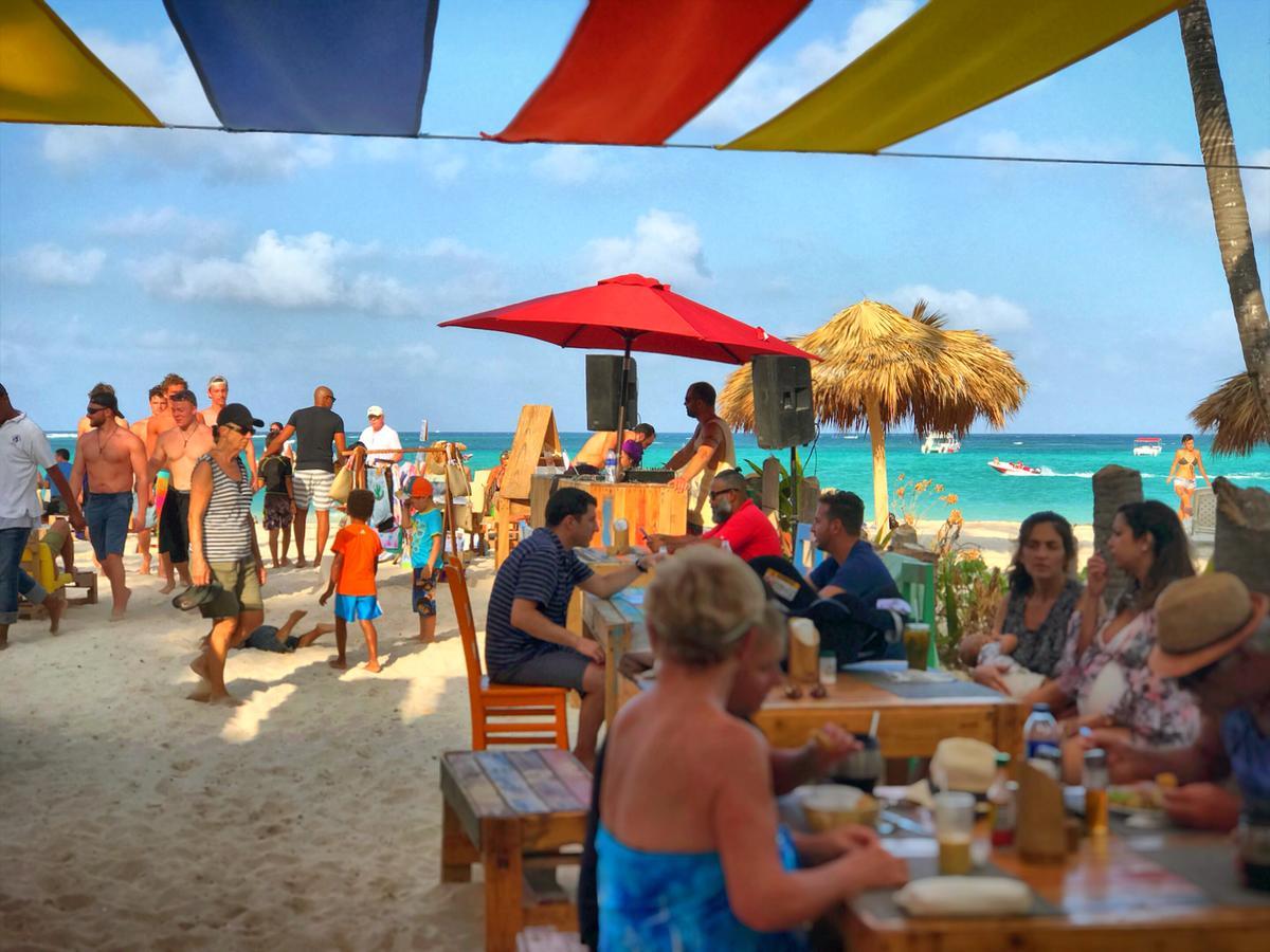 Las Terrazas Vip Pool Beach Club & Spa Punta Cana Exterior photo